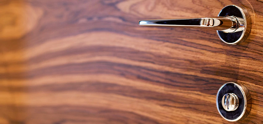 On Demand Locksmith For Key Fobs Repair in Lucerne Valley, California